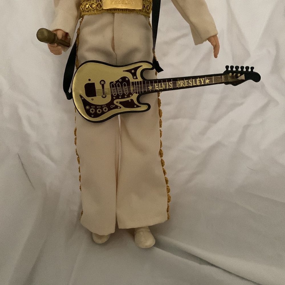 Elvis doll - Picture 4 of 4